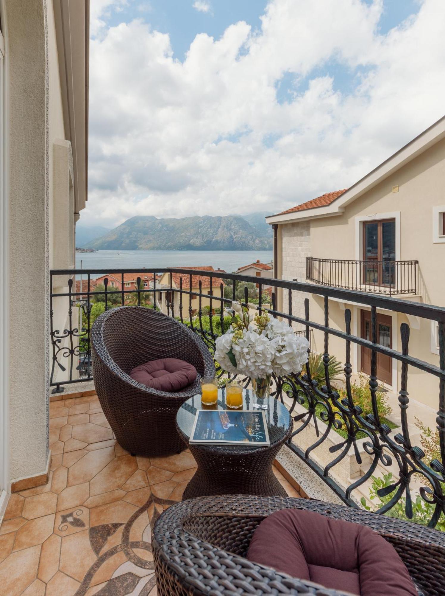 Vuckovic Studios Kotor Exterior photo
